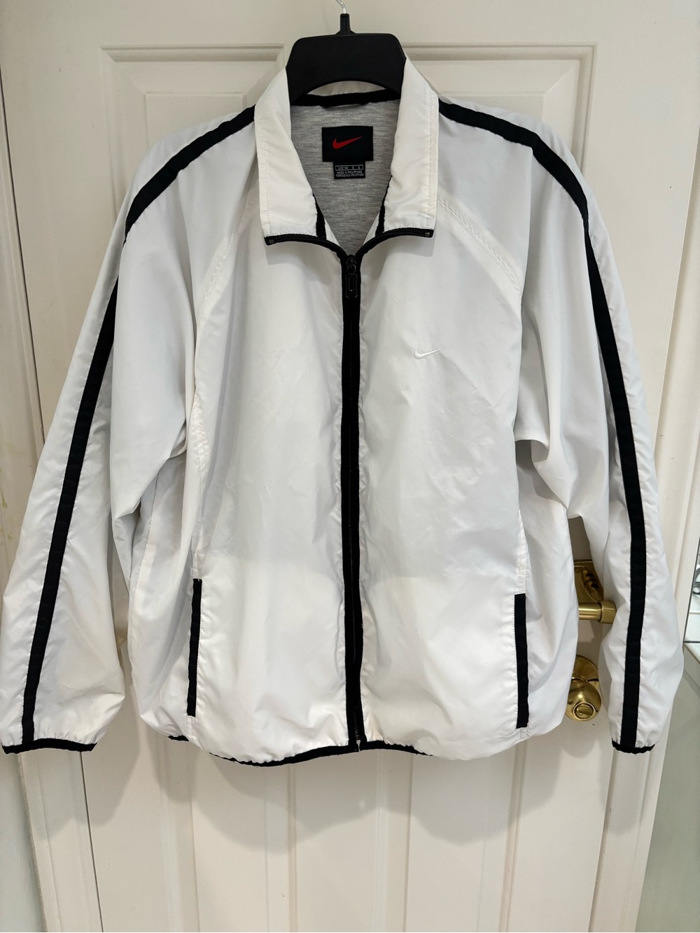 Nike Men’s White Windbreaker Jacket with Black Trim